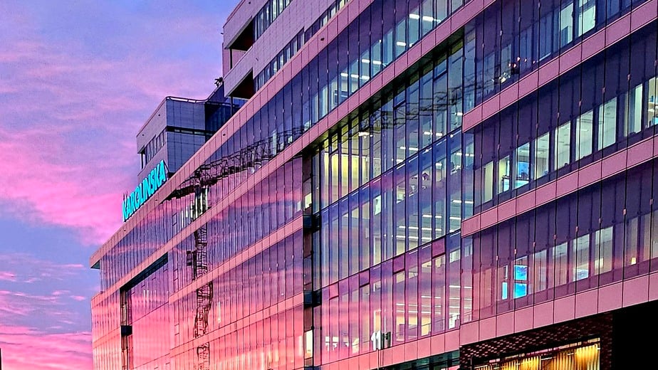 Karolinskas fasad