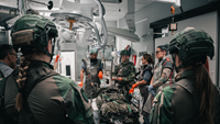 militärer i operationssal