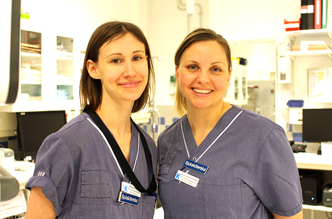 Marika Eriksson och Karin Sämskar Brandt är biträdande universitetssjuksköterskor på akuten i Huddinge.