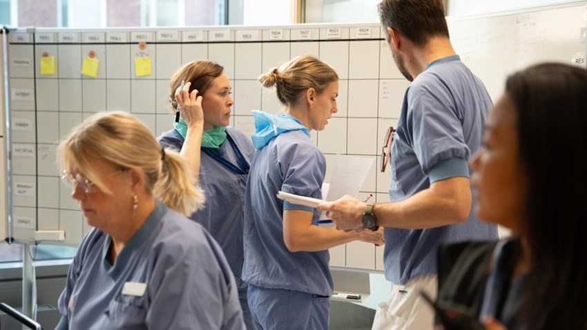 Sjukhusmedarbetare övar i katastrofmedicinsk beredskap